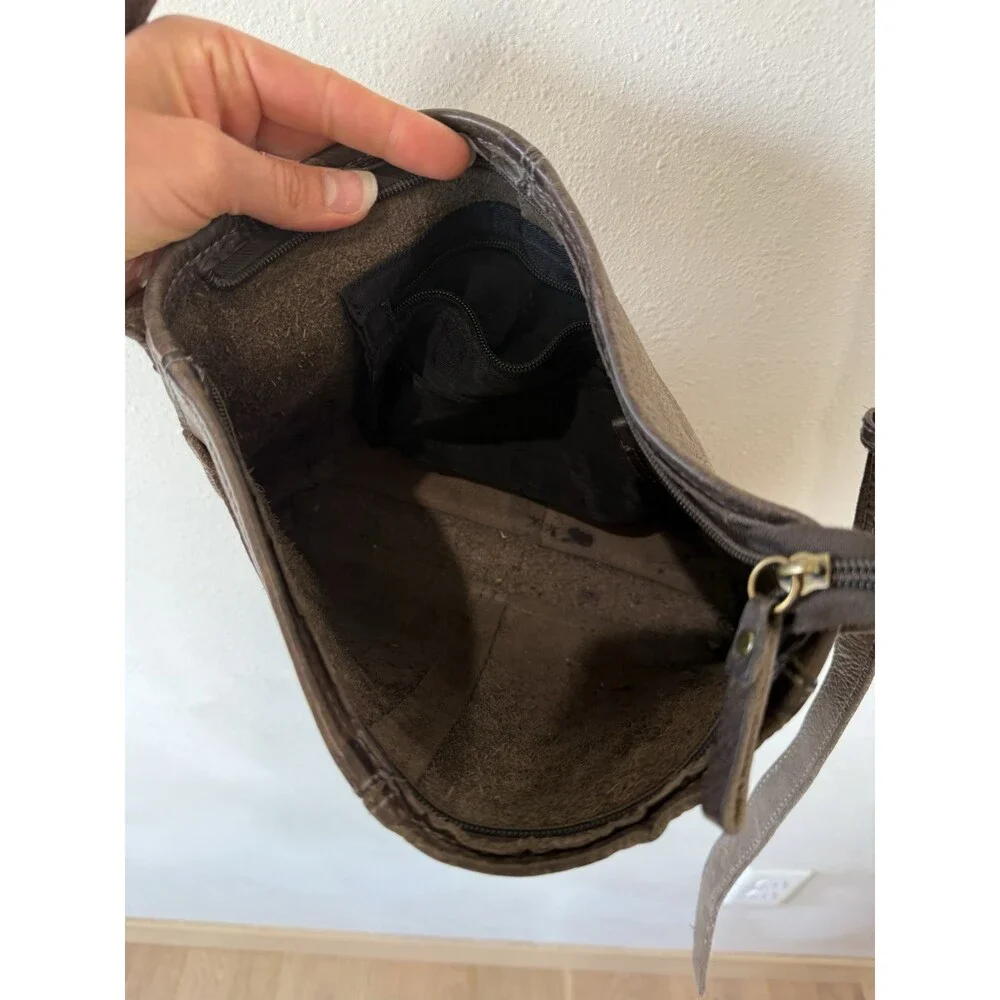 Duluth Trading Co Leather Crossbody Messenger Bag Purse Brown Pebbled Cowhide